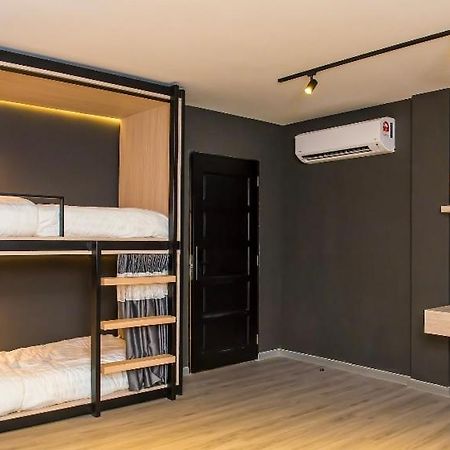 Rumah Tetamu Bunk Bunk Malacca エクステリア 写真